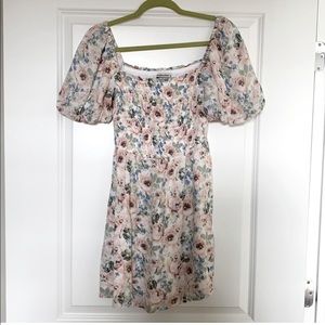 I’m searching for this Abercrombie dress size xs tall or small